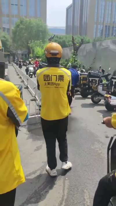 Three food delivery guys had a fight