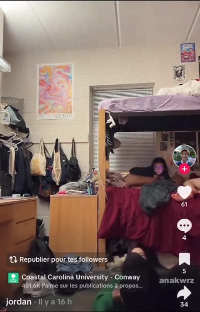 Tiktok pantsing no panties