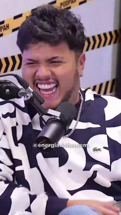 Tenho no total 8cm😎