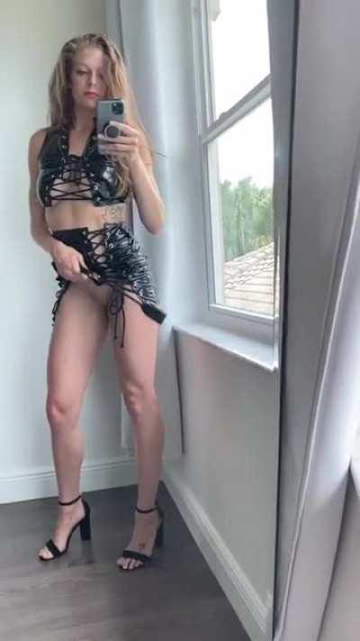 It’s really too bad that you’re not on my OnlyFans… you’re missing so much! 😉