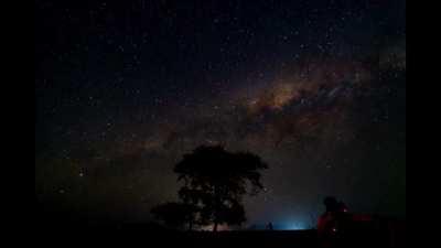 Timelapse: Milkyway core and moon setting over imaging site I use