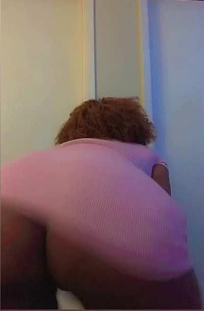 Could you handle all this ass? 🤤