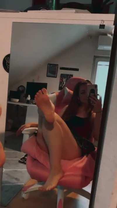 Dont be shy lick my 18 yo german feet