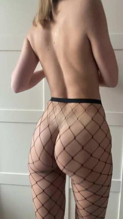 Don’t forget to subscribe to my onlyfans 🎀 40% off, link in my pinned post