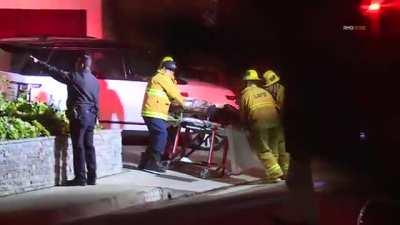 Checked this video for so many times now. Still gives me goosebumps all the time. The one thing I just wanna know at what moment did he die while they were getting him out of the house or at the hospital.