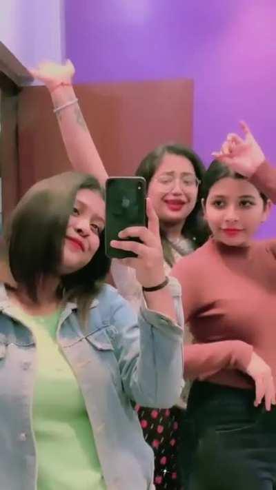 Wait for face Reveal💦. Only choose one and why