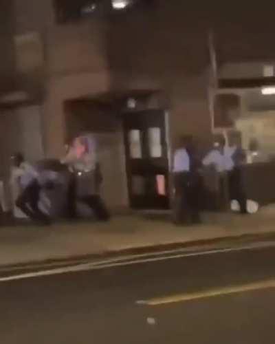 Police run away from protesters in Philadelphia