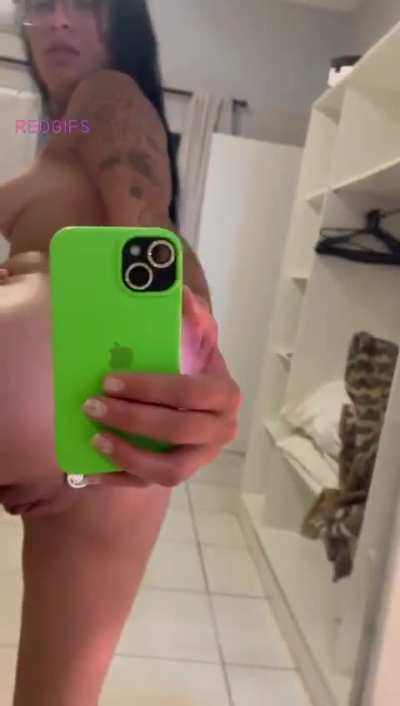 Ok I'm wearing it every day now, everyone does it too right