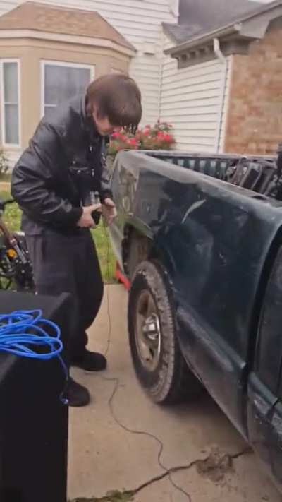 Extremely delayed airbag deployment 