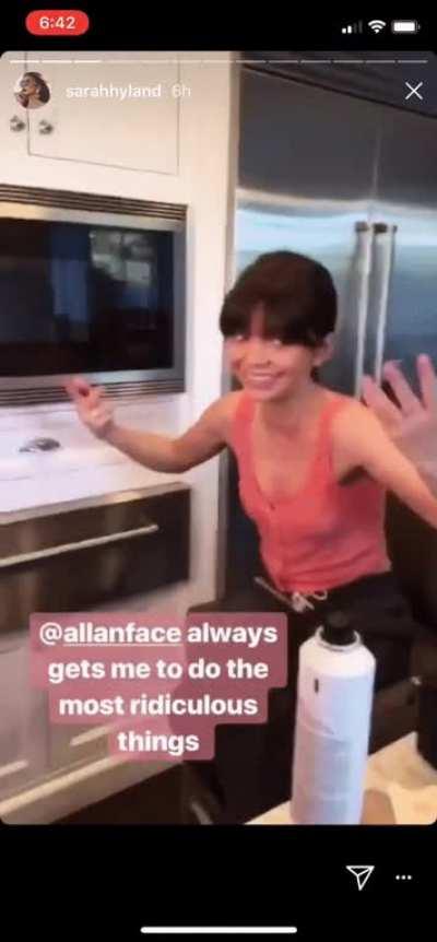 Sarah Hyland pinching her nips