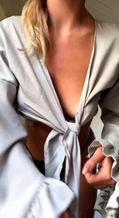 I wish you were my neighboor to have fun all the night🥰Link below