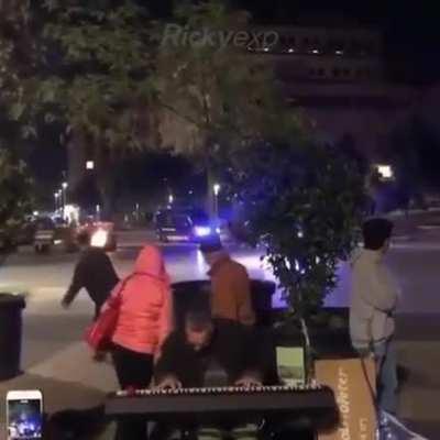 Nooo Steve que haces!!¿