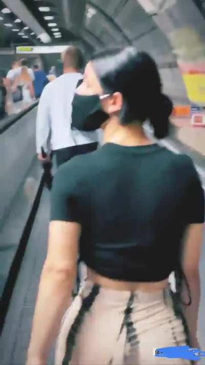 Damn! This PAWG is CRAZY! 🍑