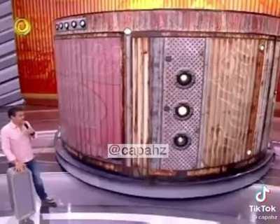 My fucking car! Big nose!