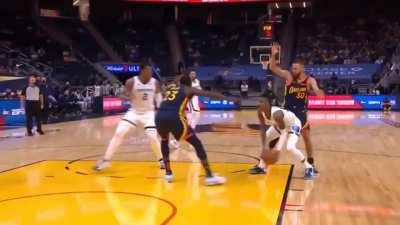 [Highlight] Ja Morant making Steph and Draymond look stupid