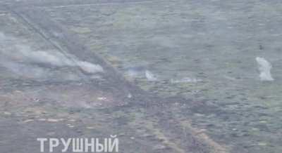 RU pov: Footage of the storming of UA position. 2 javelins can be seen used, with one disabling a tank.