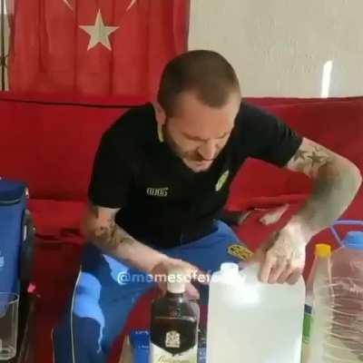 Müthiş bi çar bu adam amk