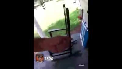 Floyd Gets a Gobble Gum