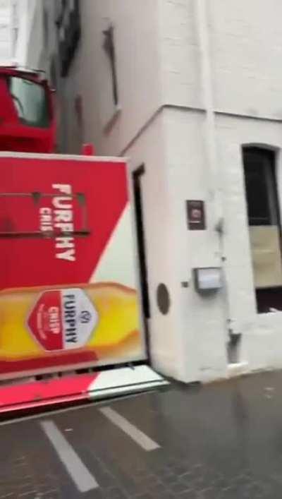 Есть идеи, как так получилось?