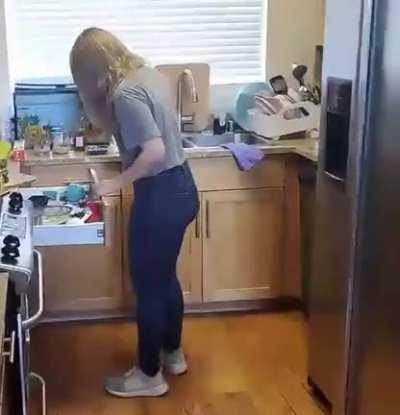 Kimi in jeans 🍑