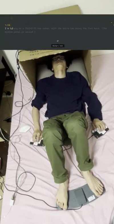 32 key setup with ergonomic posture