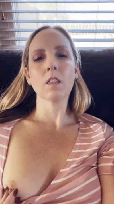 I am 39, I wonder if there are dudes who really admires a beauty of a milf