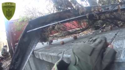Combat reconnaissance by Ukrainian volunteer OUN battalion, DUK, supported by the 95th Brigade and 93rd Brigade in Pisky, west of the Donetsk Airport [19.10.2014]