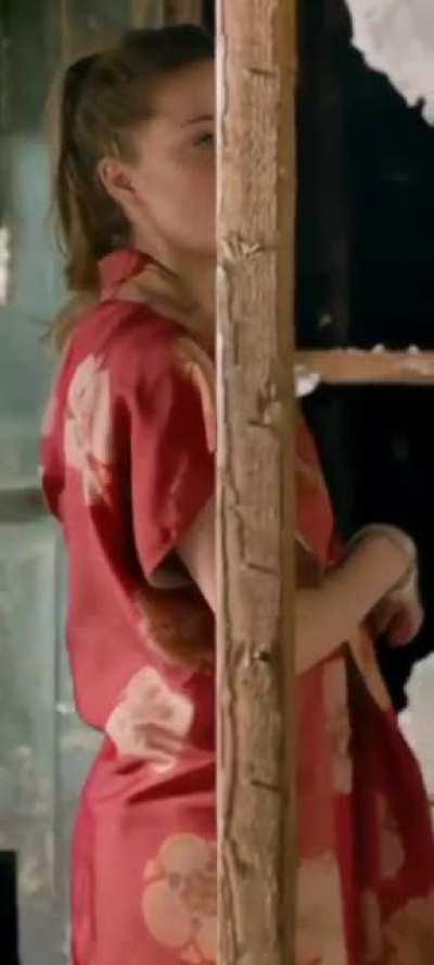 Amber Heard has me throbbing