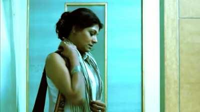 Nandita Das hot show - HD Edit