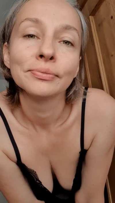 Like my new sleeping dress?