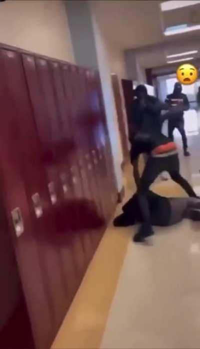 schoolfight_ - Video #6619