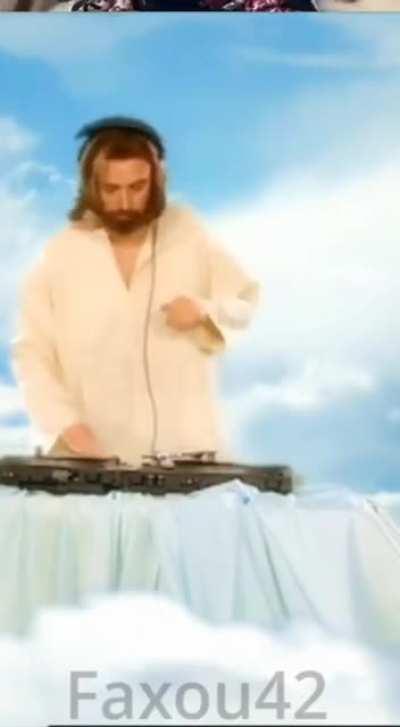 Caught you in the good old 8K