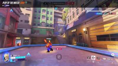 You can use teammates as a shield against Cassidy ult