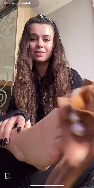 @angel.feetuk shoeplay/ femdom