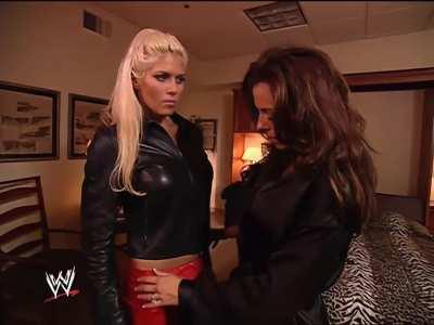Torrie Wilson and Dawn Marrie Kiss Upscaled