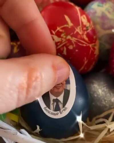 i da gledau u asfalt