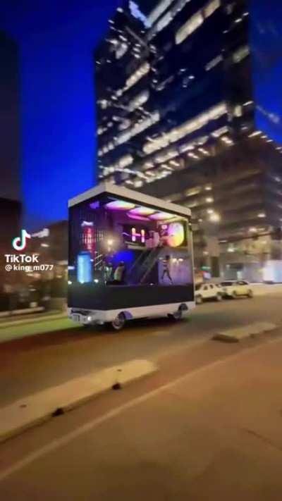 xQc next pc build setup