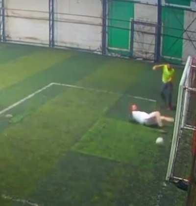 Partido entre amigos.