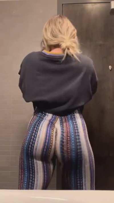 We're Back! Posting on the sub will only be for Instagram & TicTok content. Ill have the Discord back up and running sometime this weekend.