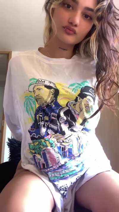 GTA 6 or eat a horny latina fuckdoll after workout?