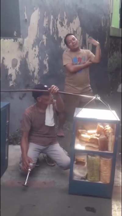 Average Failapino streets fr 