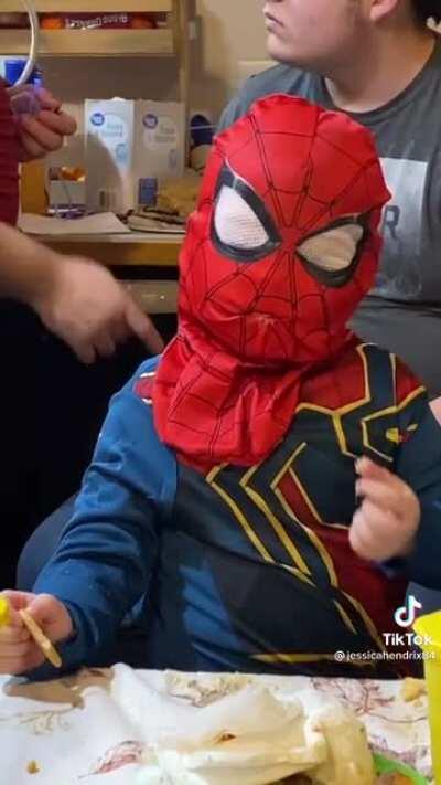 jamas dijeron que seria fácil cargar con un gran poder