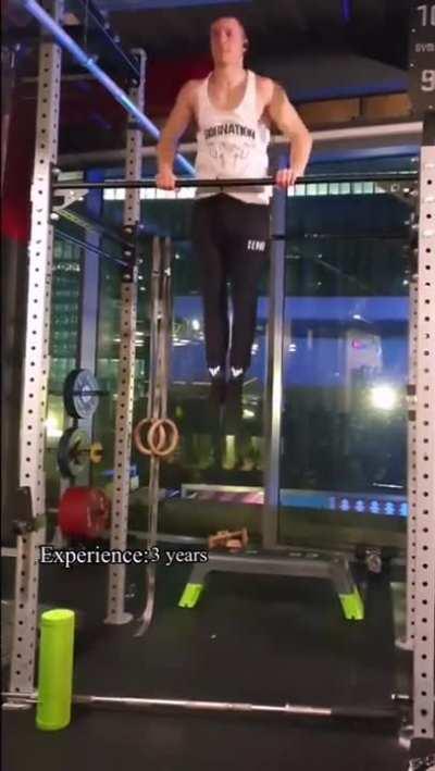 this guys 5-year pullup progression