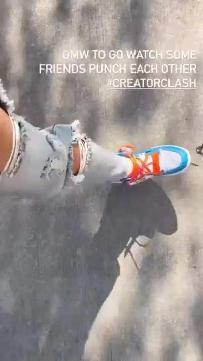 Alanah in some ripped jeans