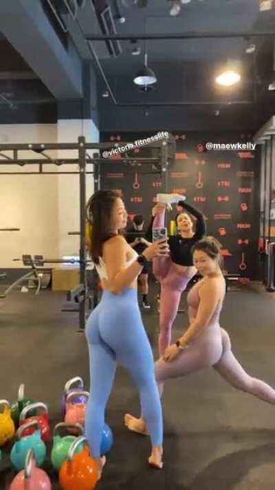 Workout with friends