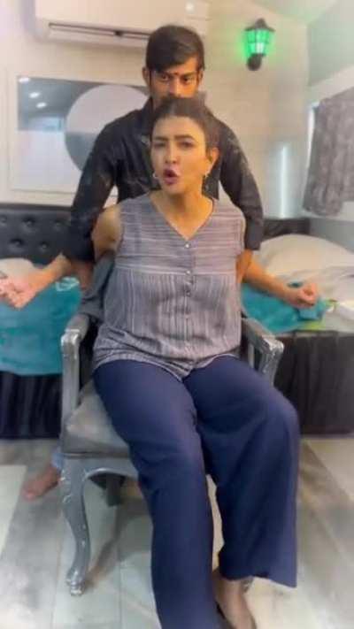 Nen okkadiney endhuku suffer avvali