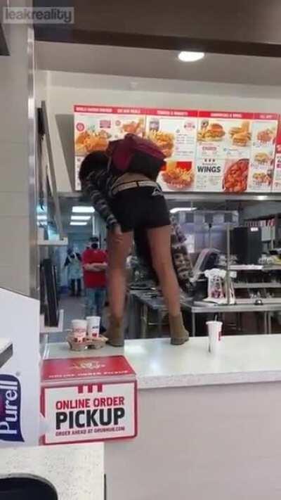 Some random woman is making a big scene on KFC because she’s hungry.