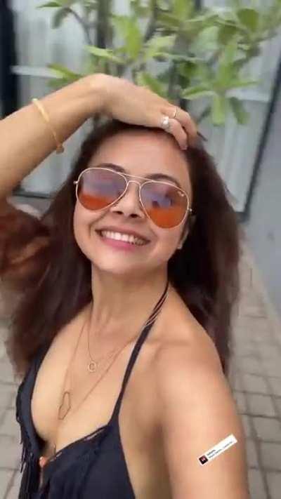Devoleena bhattacharjee giving us a glimpse