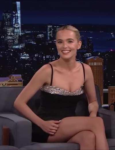 Late Night Leg Show!