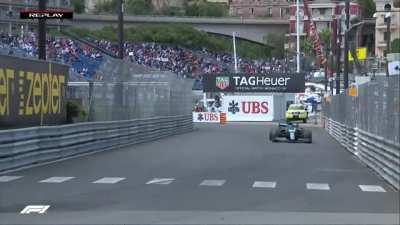 18 LANCE STROLL green screen template